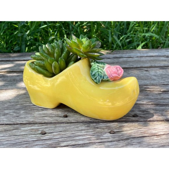 Vintage 1950s MCoy Yellow Clog Shoe Planter With Rose - Picture 8 of 11